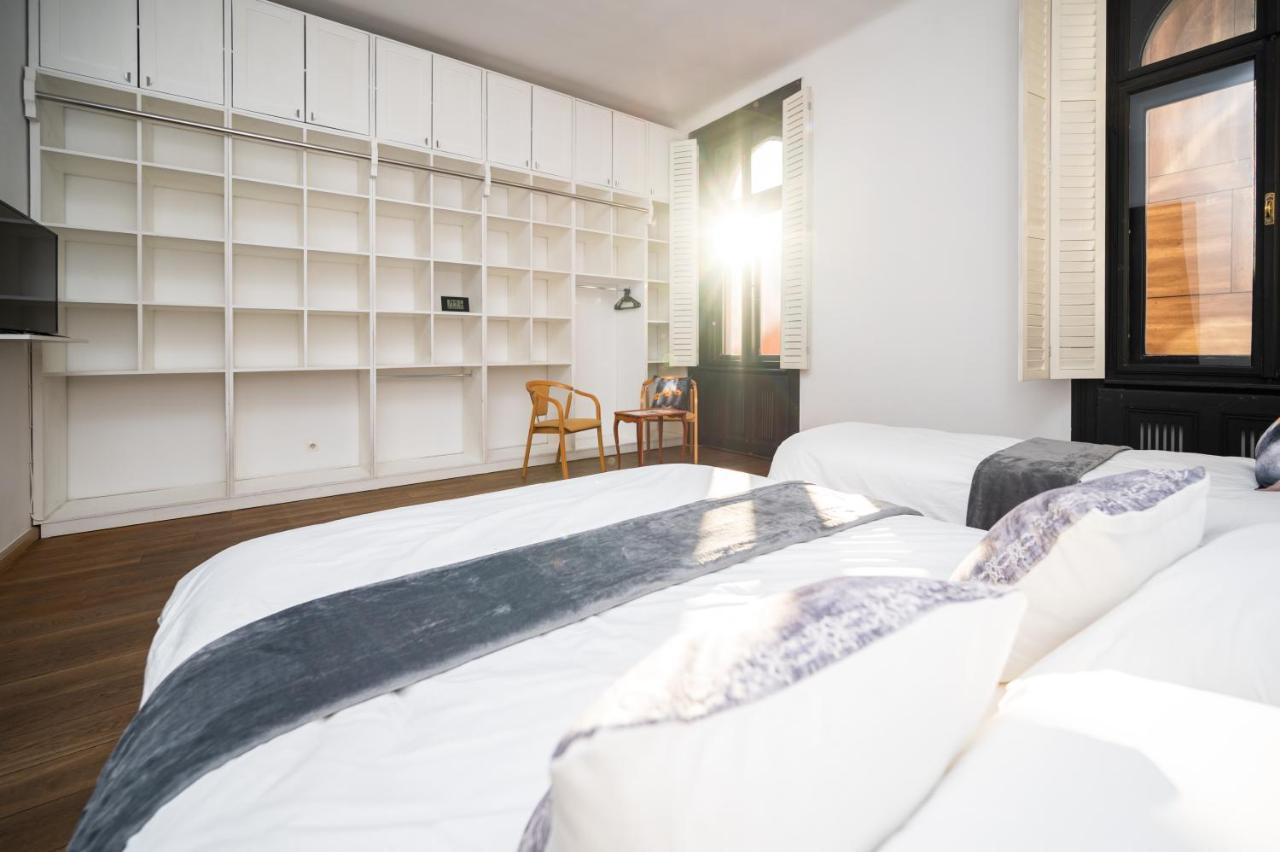 Old Town Rooms With Timeless View ซาราเยโว ภายนอก รูปภาพ